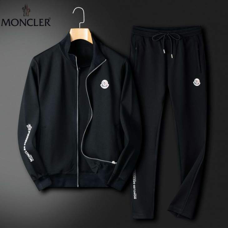 Picture of Moncler Sweater Suits _SKUMonclerM-4XL12yr32841466